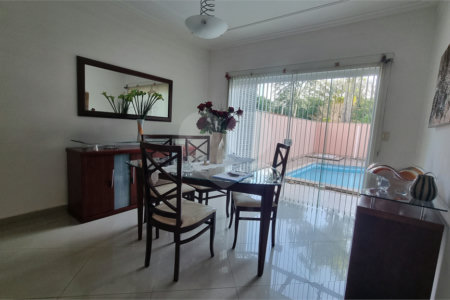 Casa à venda com 4 quartos, sendo 3 suítes,  no condomínio Residencial Villa dos Inglezes, Sorocaba - SP