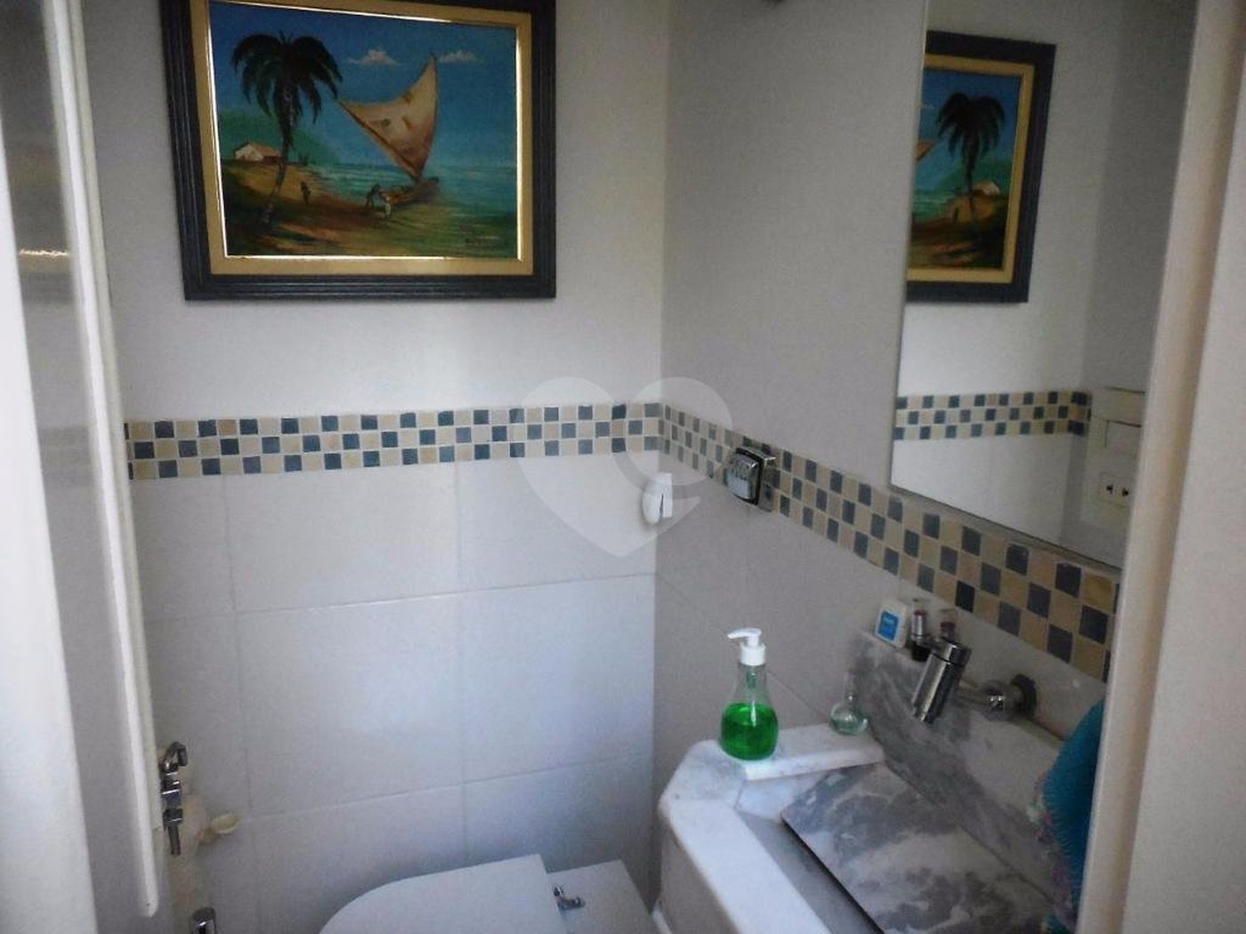 Casa à venda com 3 suítes no condomínio Praça Vitoriano Rodrigues Xavier,35, São Paulo - SP