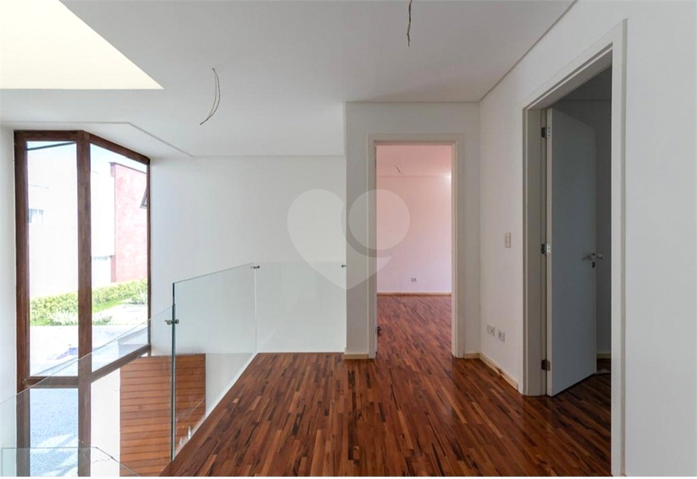 Casa à venda com 4 suítes no condomínio Porto Fino, São Paulo - SP