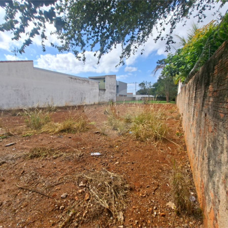 Terreno à venda em Vila Carolina, Itapetininga, SP