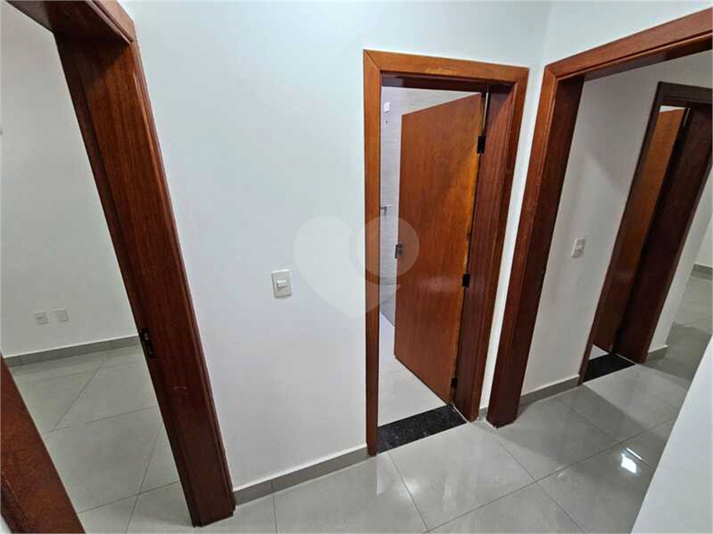 Casa à venda com 2 quartos, sendo 1 suíte, em Jardim dos Colibris, Indaiatuba, SP