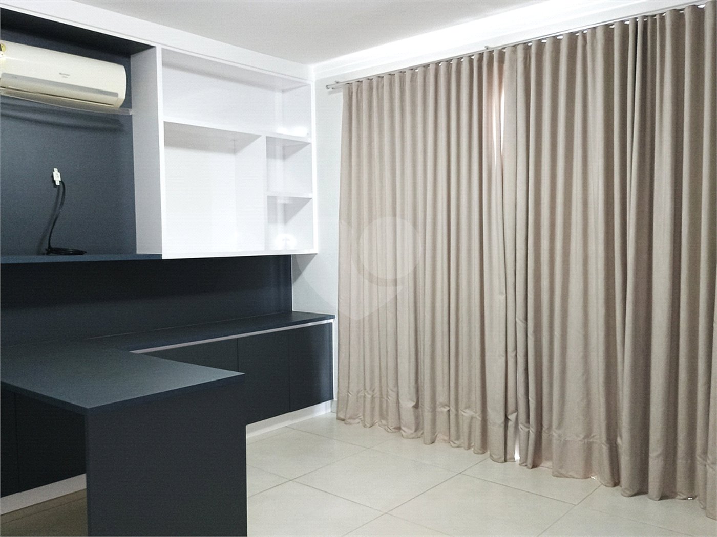 Sobrado à venda com 4 quartos, sendo 1 suíte, em Reserva San Gabriel, Ribeirão Preto, SP