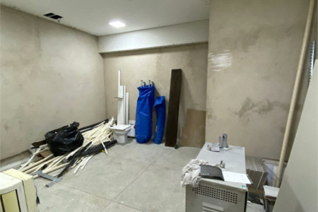 Salão Comercial para alugar em Vila Romanópolis, Ferraz de Vasconcelos, SP