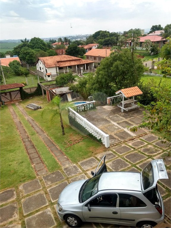 Casa à venda com 5 quartos, sendo 2 suítes, no condomínio Terras de Santa Rosa, Salto - SP