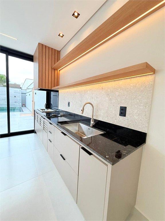 Casa à venda com 3 suítes no condomínio Residencial Milano, Indaiatuba - SP