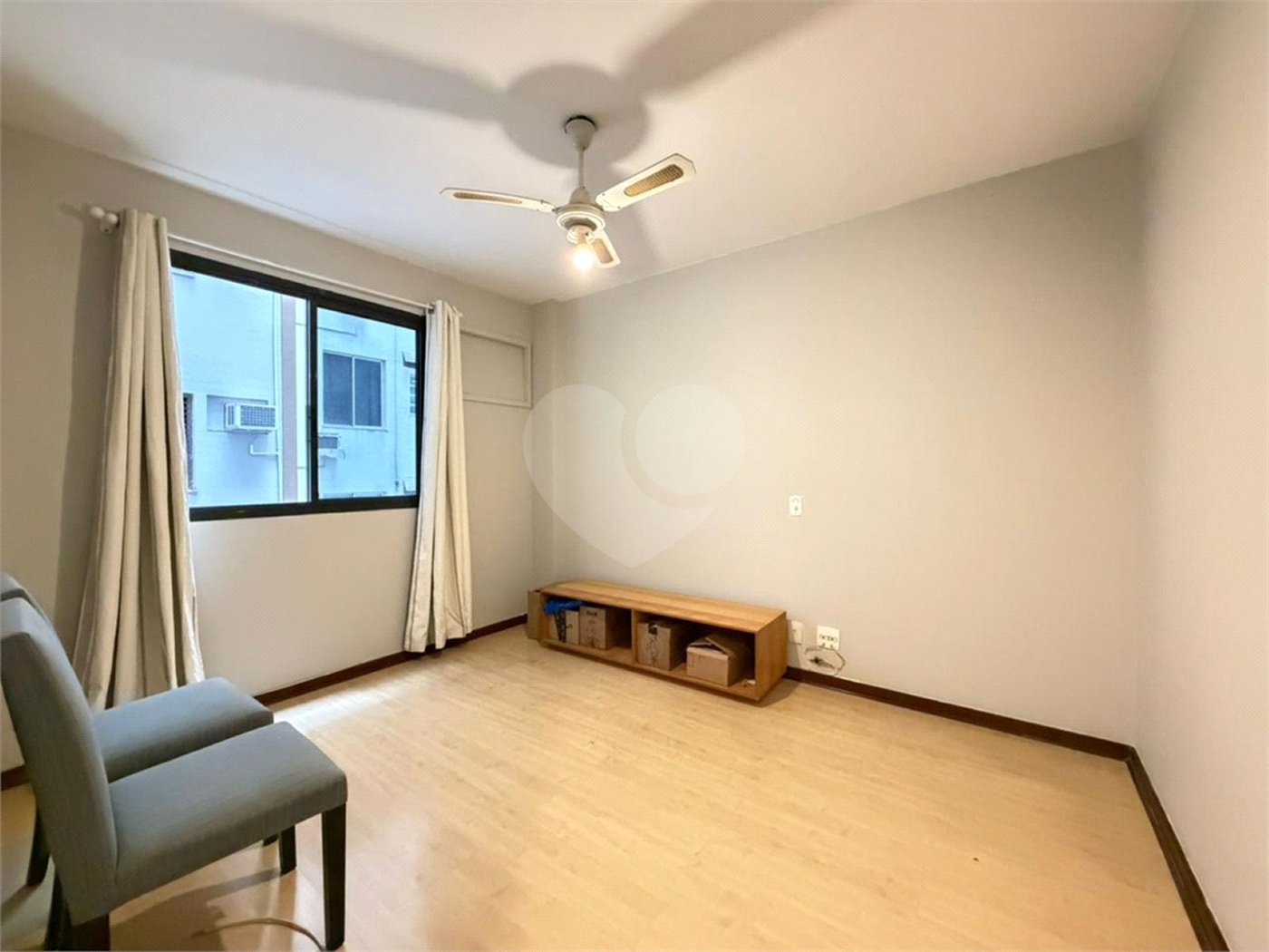 Apartamento à venda com 4 quartos, sendo 1 suíte,  em Tijuca, Rio de Janeiro, RJ