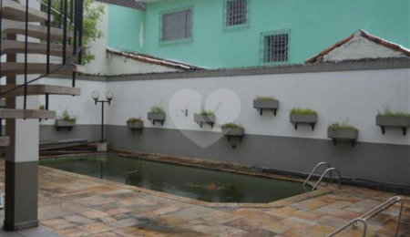 Sobrado à venda com 4 quartos, sendo 3 suítes,  em Parque Edu Chaves, São Paulo, SP