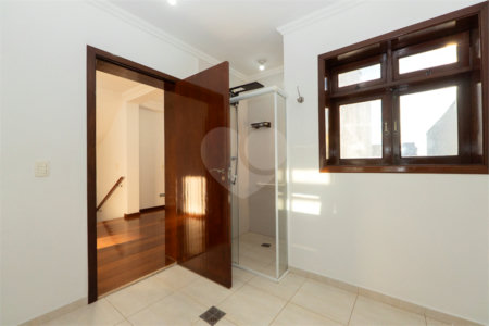 Casa de Vila à venda com 3 quartos, sendo 1 suíte, em Planalto Paulista, São Paulo, SP