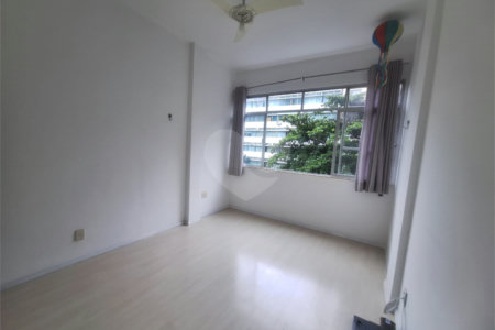 Apartamento à venda com 2 quartos, sendo 1 suíte,  em Tijuca, Rio de Janeiro, RJ