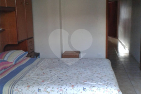 Sobrado à venda com 3 quartos em Vila Dona Augusta, São Paulo, SP