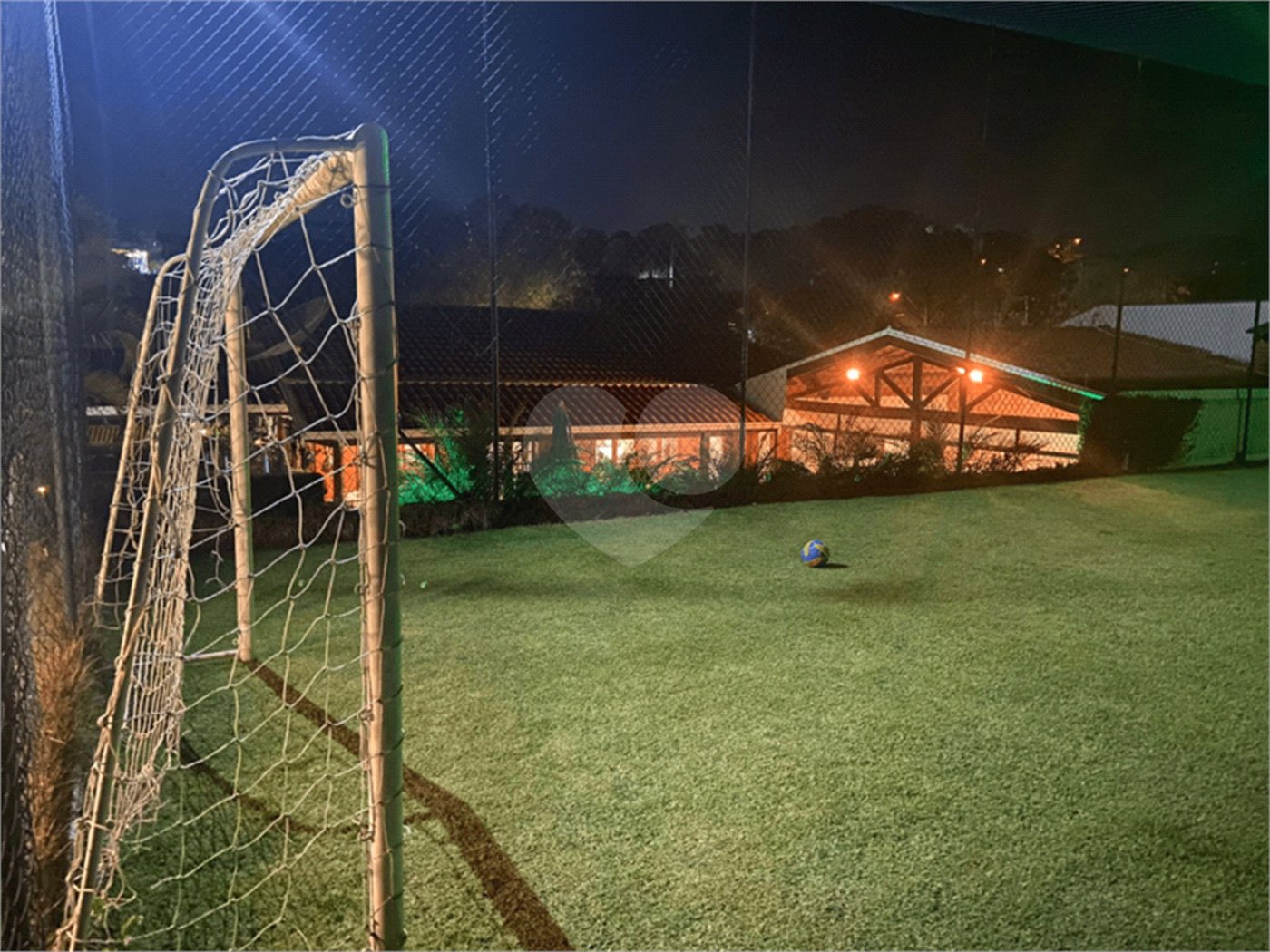 Casa à venda com 4 quartos, sendo 2 suítes, no condomínio Jardim do Ribeirão II, Itupeva - SP