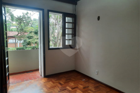 Casa Térrea à venda com 3 quartos, sendo 2 suítes,  em Jardim Marajoara, São Paulo, SP