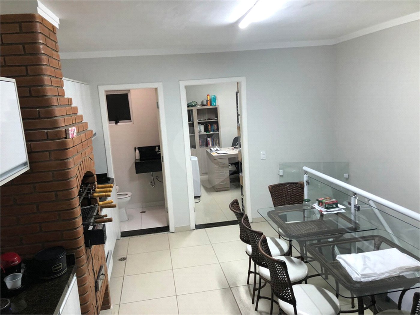 Casa à venda com 3 quartos, sendo 1 suíte, no condomínio Dolce Villa Anália Franco, São Paulo - SP