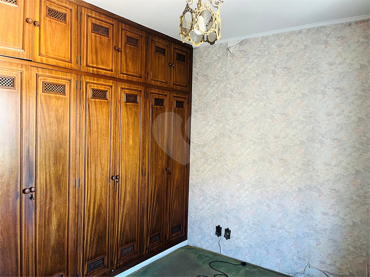 Sobrado à venda ou para alugar com 3 quartos, sendo 1 suíte,  em Tucuruvi, São Paulo, SP