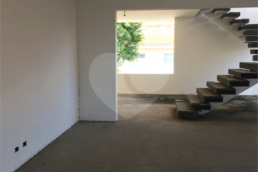 Sobrado para alugar com 5 suítes em Mooca, São Paulo, SP