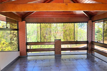 Casa à venda com 4 quartos, sendo 2 suítes, no condomínio Estância Marambaia, Vinhedo - SP