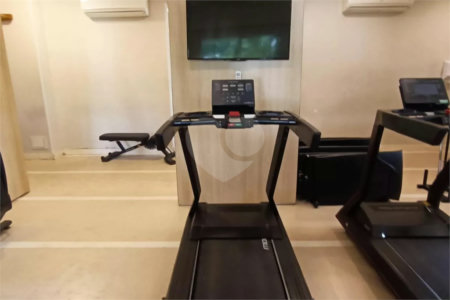 Apartamento à venda com 3 quartos, sendo 1 suíte,  em Jardim Vazani, São Paulo, SP