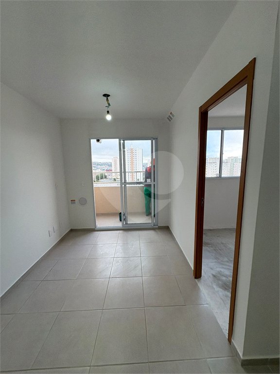 Apartamento à venda com 2 quartos em Vila Antonieta, São Paulo, SP