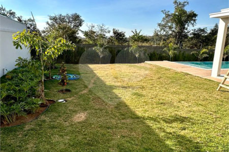 Casa à venda com 3 quartos, sendo 1 suíte, no condomínio Santa Mônica, Itu - SP