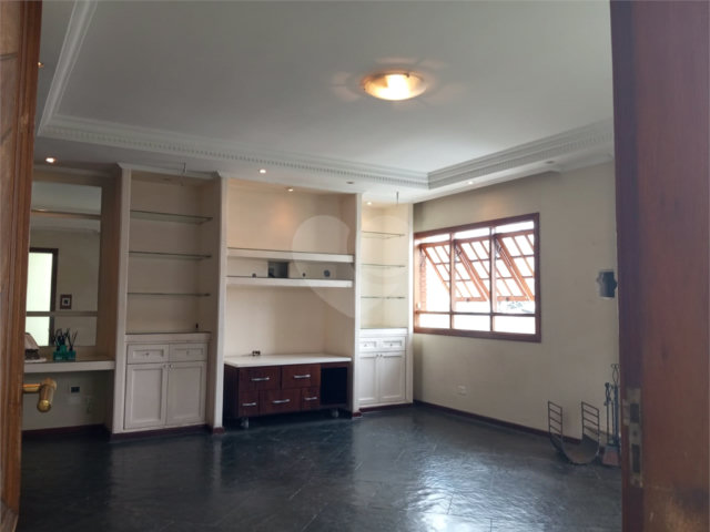 Casa à venda com 3 quartos, sendo 1 suíte,  em Tucuruvi, São Paulo, SP