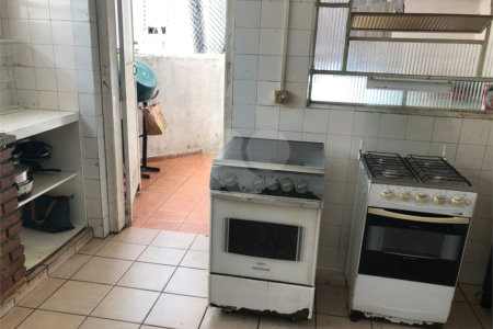 Casa à venda com 6 quartos, sendo 2 suítes, em Vila Monumento, São Paulo, SP