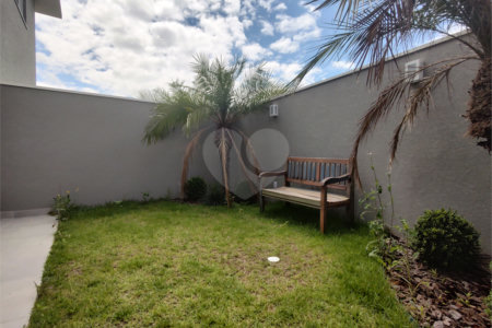 Casa Térrea à venda com 3 suítes em Jardim do Lago, Atibaia, SP