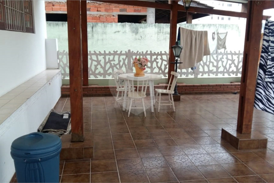 Sobrado à venda com 4 suítes em Tremembé, São Paulo, SP