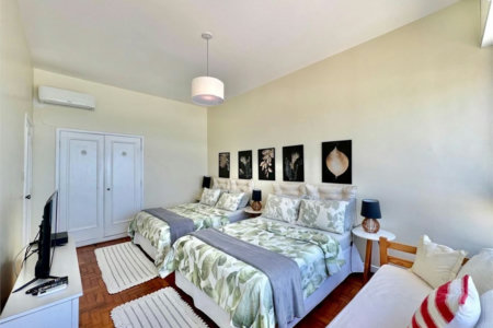 Apartamento Residencial à venda, Pitangueiras, Guarujá - AP0768.