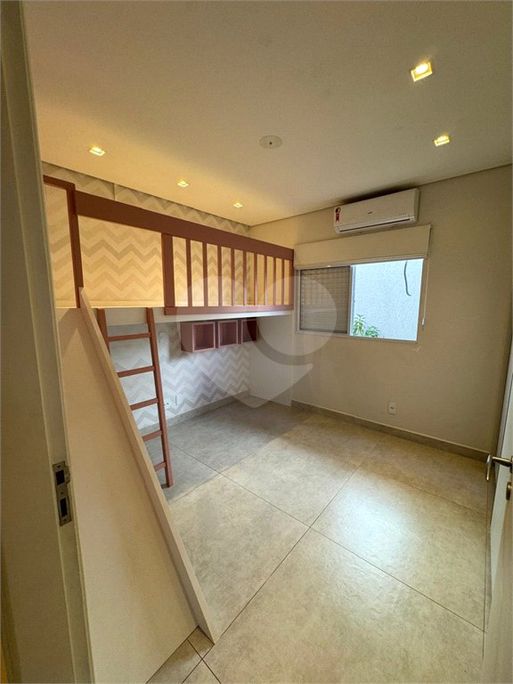 Casa à venda com 3 quartos, sendo 1 suíte, no condomínio Residencial Nova Aliança, Ribeirão Preto - SP