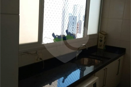 Apartamento à venda com 3 suítes em Vila Suzana, São Paulo, SP