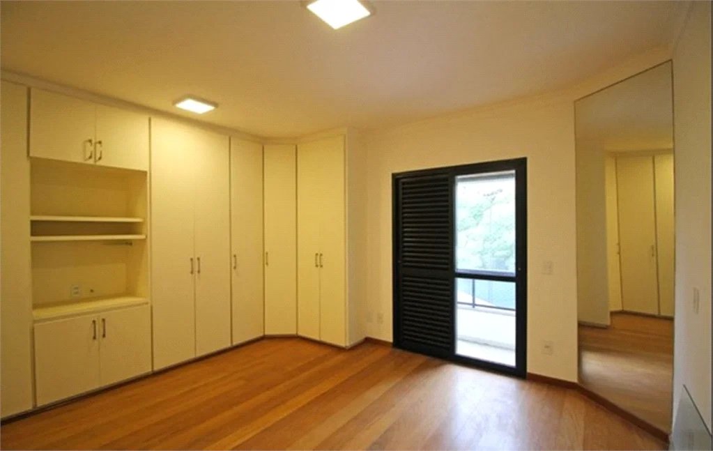 Apartamento à venda com 4 quartos, sendo 3 suítes, em Vila Suzana, São Paulo, SP
