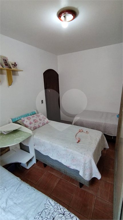 Casa à venda com 2 quartos em Vila Paulista, Mogi das Cruzes, SP