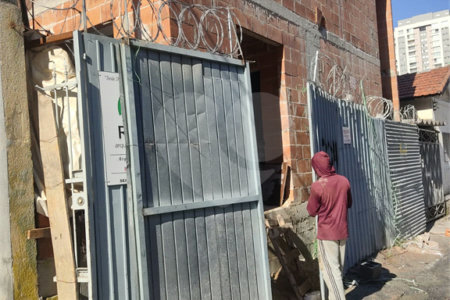 Terreno à venda com 1 quarto em Parada Inglesa, São Paulo, SP