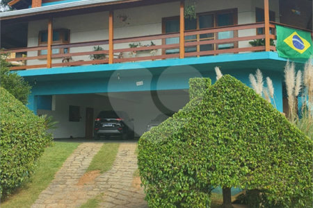 Casa à venda ou para alugar com 4 suítes em Vila Machado, Mairiporã, SP