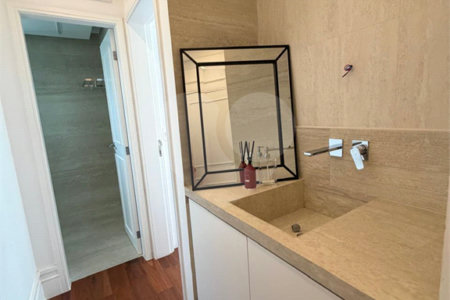 Apartamento à venda com 4 quartos, sendo 3 suítes, em Itaim Bibi, São Paulo, SP