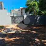 Casa Térrea à venda com 3 quartos, sendo 1 suíte, em Parque Rizzo, Cotia, SP