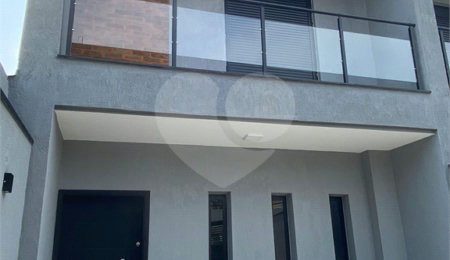 Sobrado à venda com 3 suítes em Vila Cruzeiro, São Paulo, SP