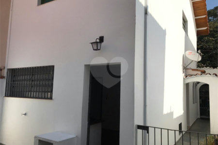 Sobrado à venda com 3 quartos, sendo 1 suíte, em Brooklin, São Paulo, SP