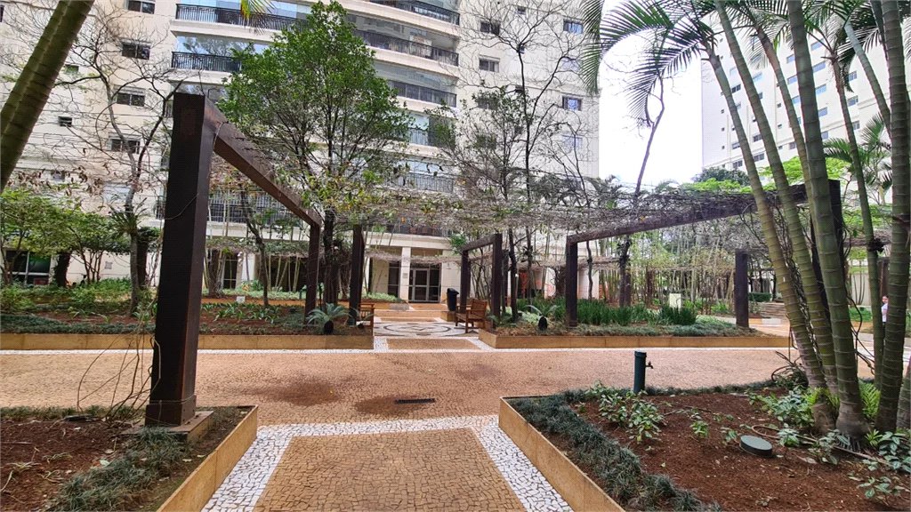 Apartamento à venda com 4 quartos, sendo 3 suítes, em Cidade Monções, São Paulo, SP