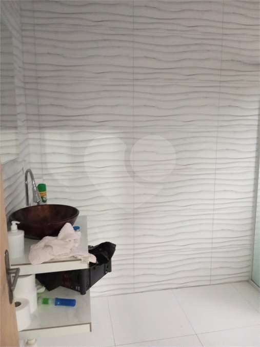 Sobrado à venda com 6 quartos, sendo 2 suítes, em Jardim Felicidade, São Paulo, SP