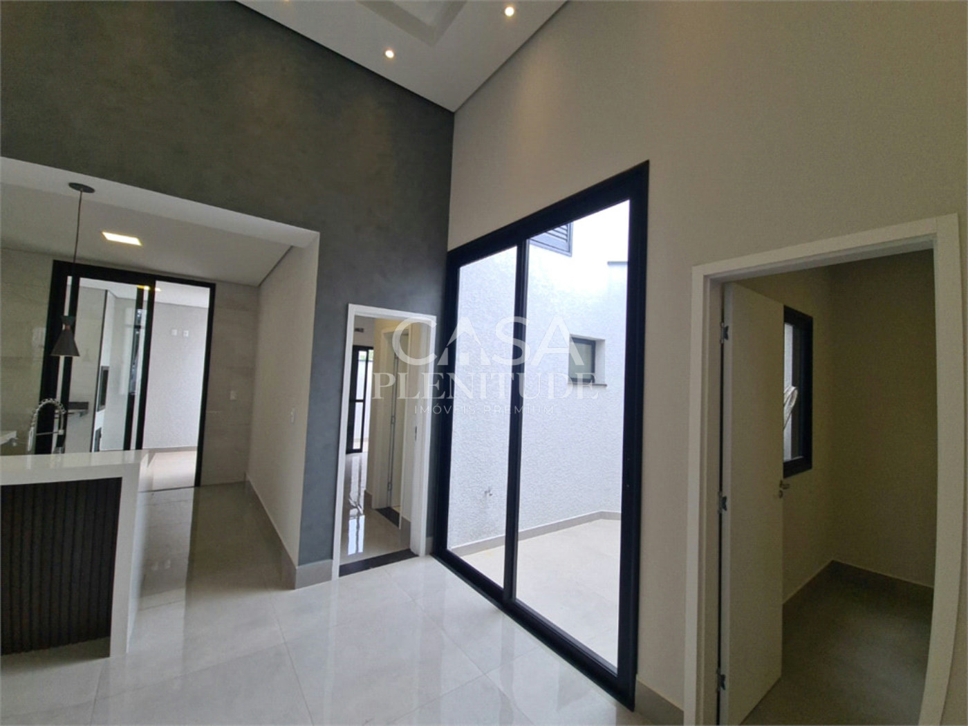Casa em condomínio à venda com 3 quartos, sendo 1 suíte, em Jardim Residencial Villagio Ipanema I, Sorocaba, SP