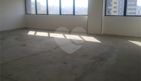 Sala à venda em Alto da Boa Vista, São Paulo, SP