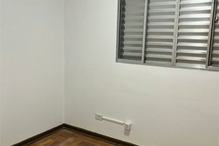 Casa à venda com 5 quartos, sendo 3 suítes, em Jardim Bonfiglioli, São Paulo, SP