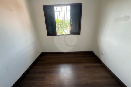 Sobrado à venda com 3 quartos em Horto Florestal, São Paulo, SP