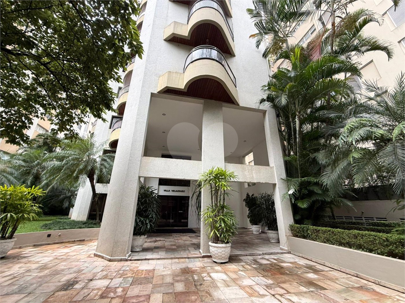 Apartamento à venda com 3 quartos, sendo 1 suíte, em Jardim Paulista, São Paulo, SP