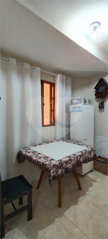 Casa à venda com 3 quartos, sendo 1 suíte,  no condomínio Residencial San Torino, Mogi das Cruzes - SP