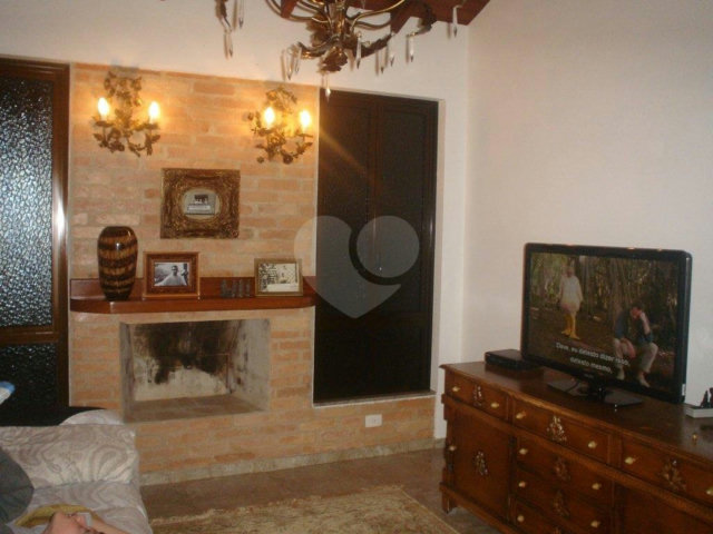 Casa à venda com 3 quartos, sendo 2 suítes,  no condomínio residencial Cantareira-pque Petropolis, Mairiporã - SP