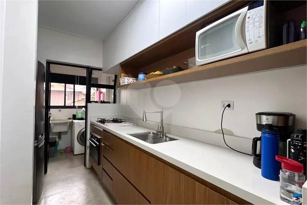 Apartamento à venda com 3 quartos, sendo 1 suíte, em Vila Madalena, São Paulo, SP