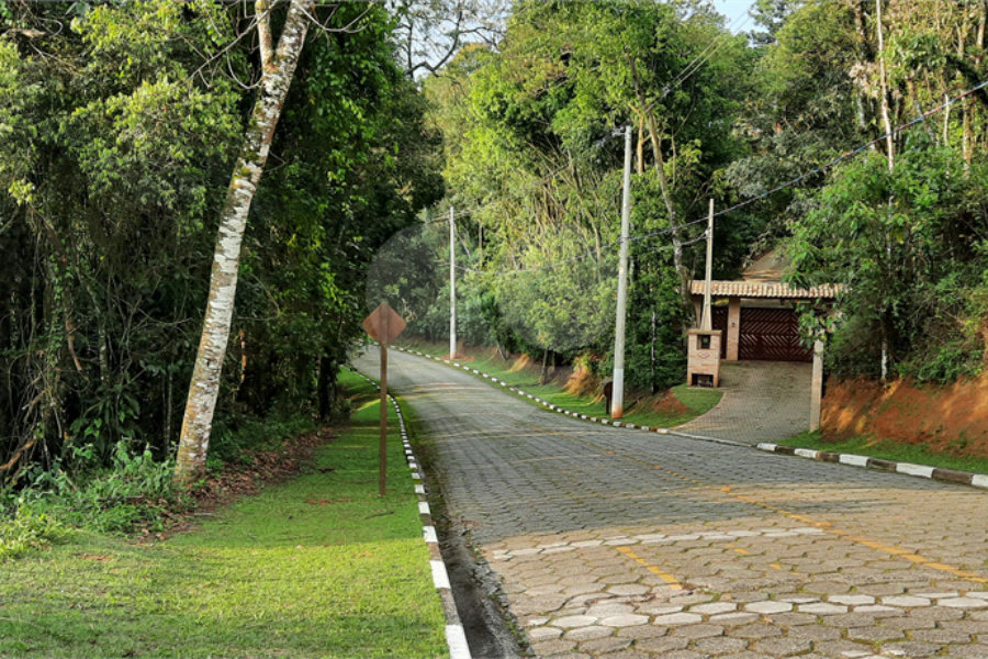 Terreno à venda no condomínio Parque Imperial da Cantareira, Mairiporã - SP