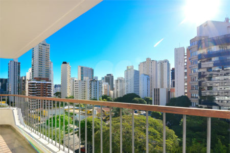 Apartamento à venda com 4 quartos, sendo 2 suítes,  em Brooklin Paulista, São Paulo, SP
